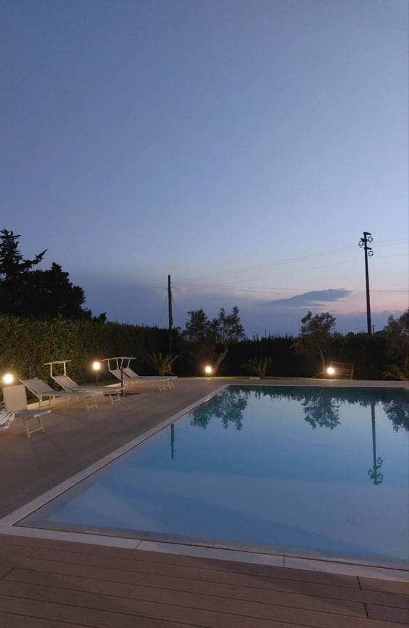 Villa Minerva Family Relais Alezio Bagian luar foto