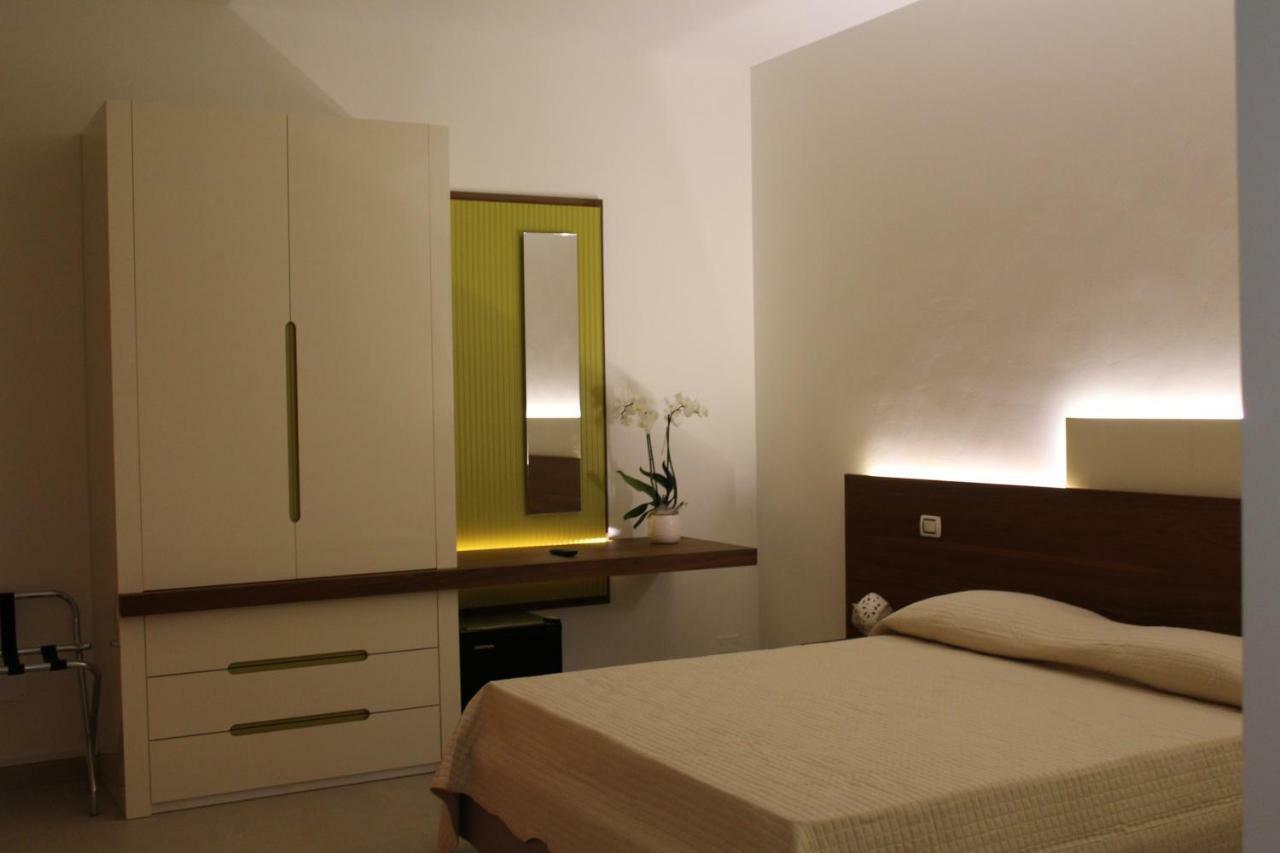 Villa Minerva Family Relais Alezio Bagian luar foto